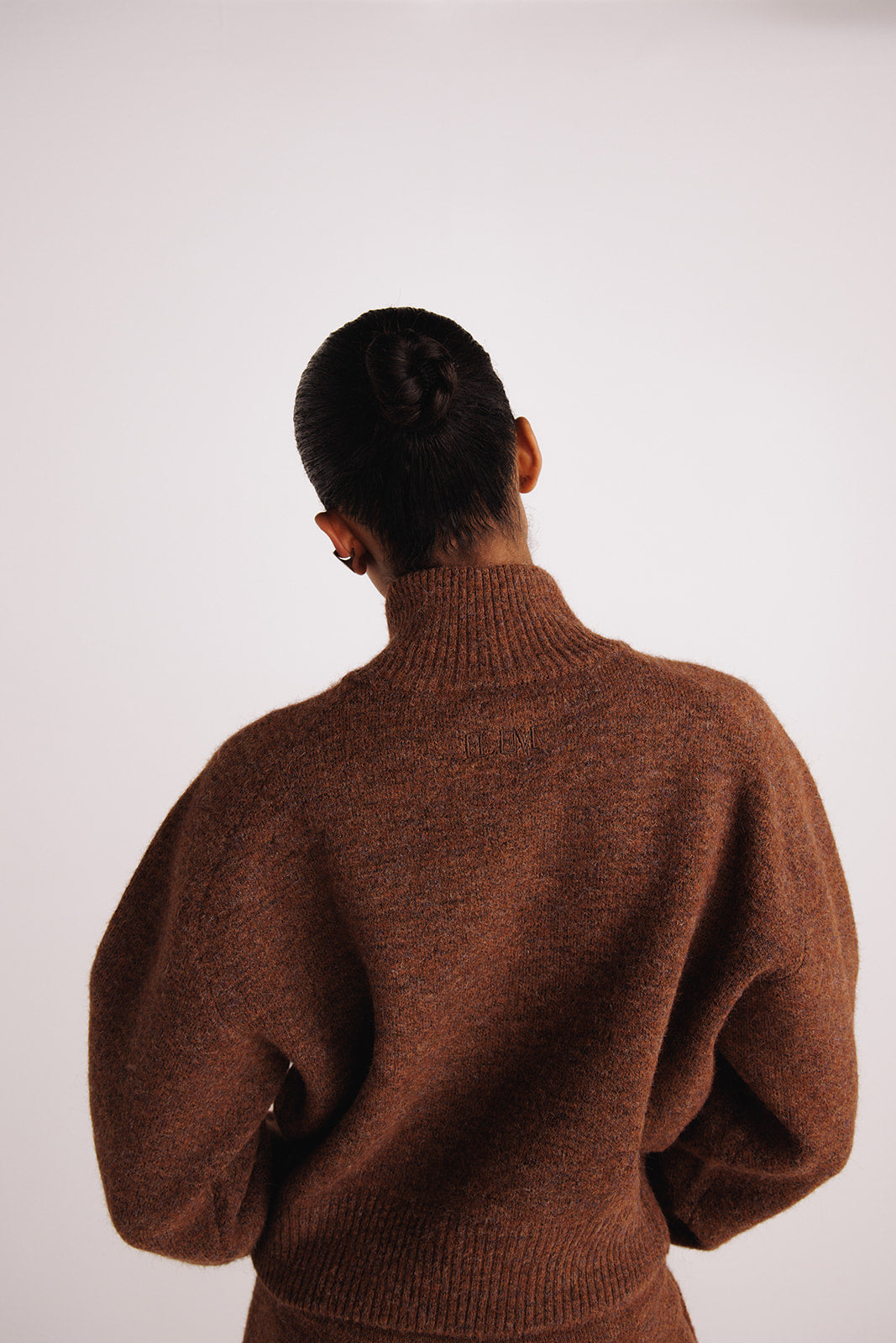 the essential knit zip
