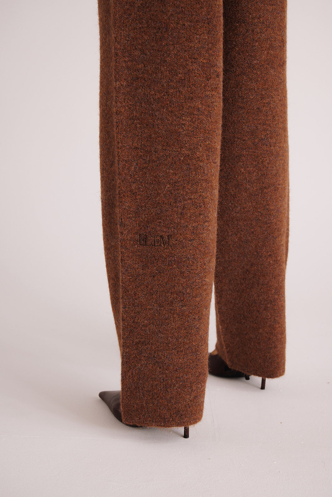 the essential knit trousers